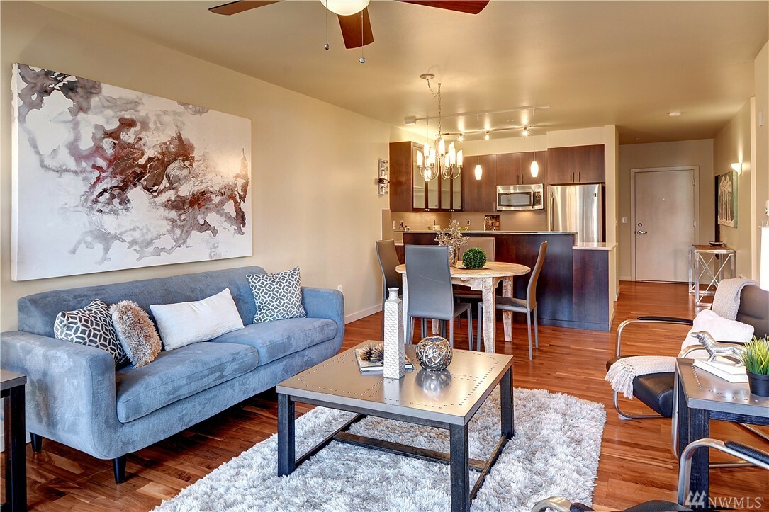 Property Photo: 3104 Western Ave 316 WA 98121