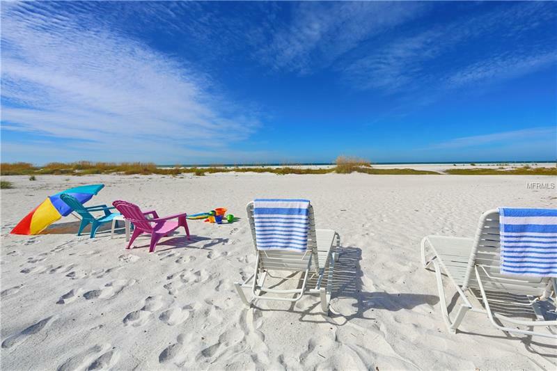 Property Photo:  5285 Gulf Of Mexico Drive 103  FL 34228 