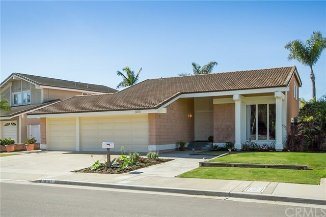 Property Photo:  18141 Lakepoint Lane  CA 92647 