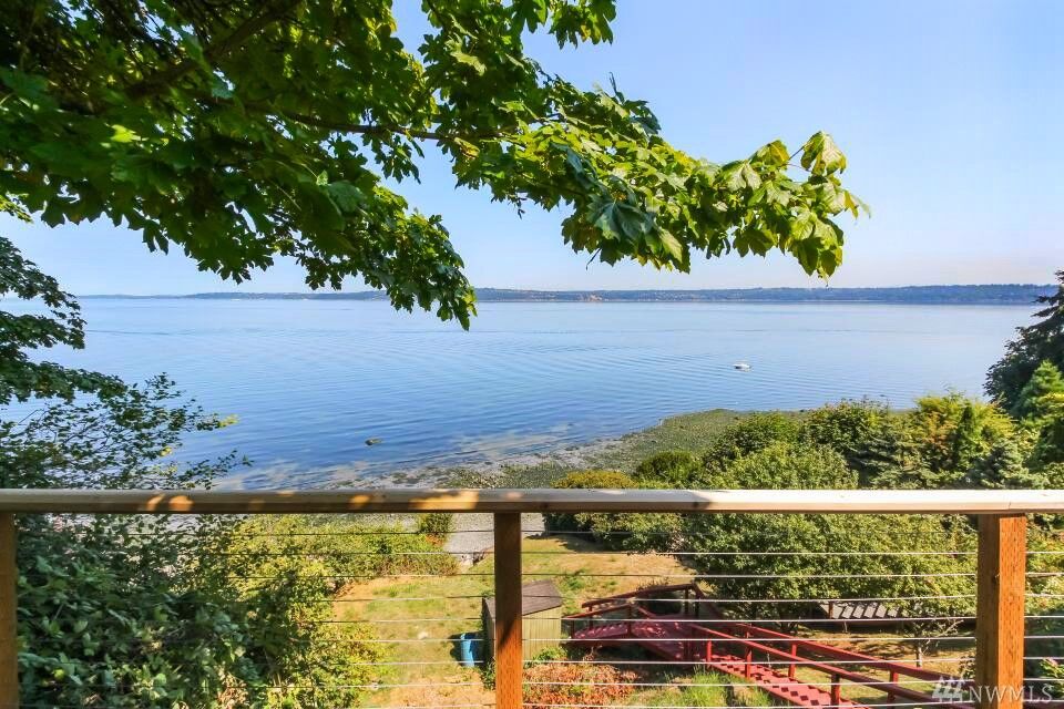 Property Photo: 8232 SW Hawthorne Lane WA 98070