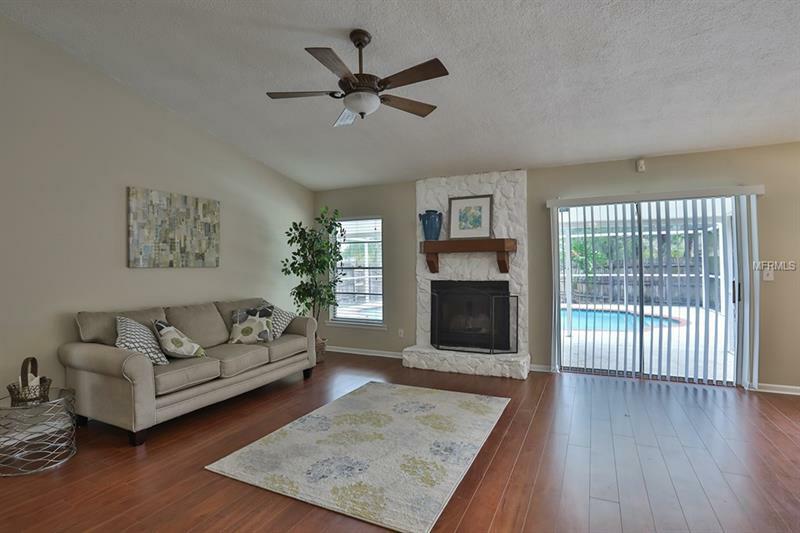 Property Photo:  4110 Spring Way Circle  FL 33596 