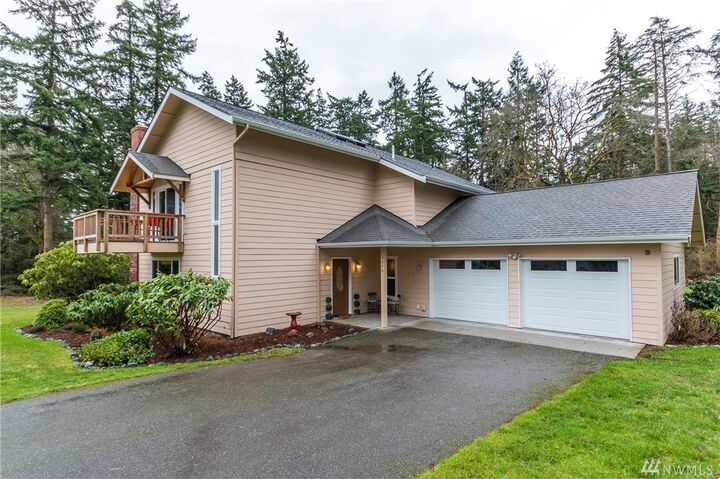 3046 Mt. Baker Cir  Oak Harbor WA 98277 photo