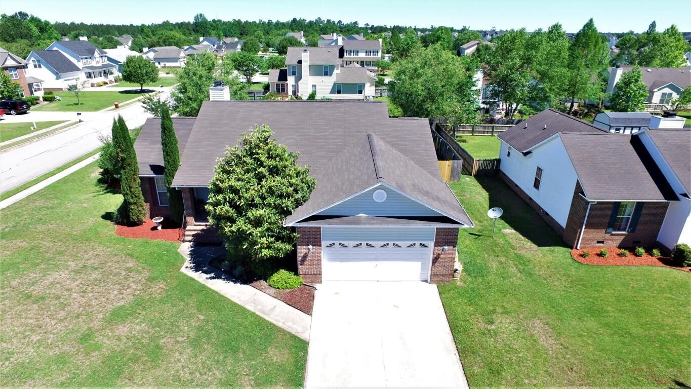 Property Photo:  101 Fairfax Court  NC 28540 