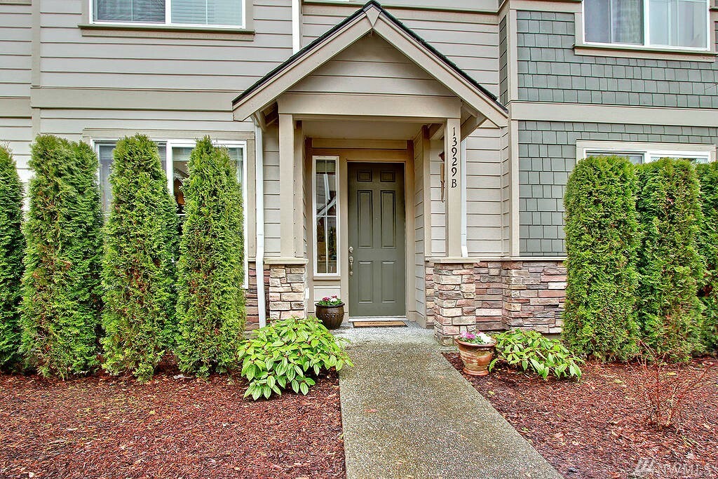 Property Photo:  13929 34th Dr SE B  WA 98012 