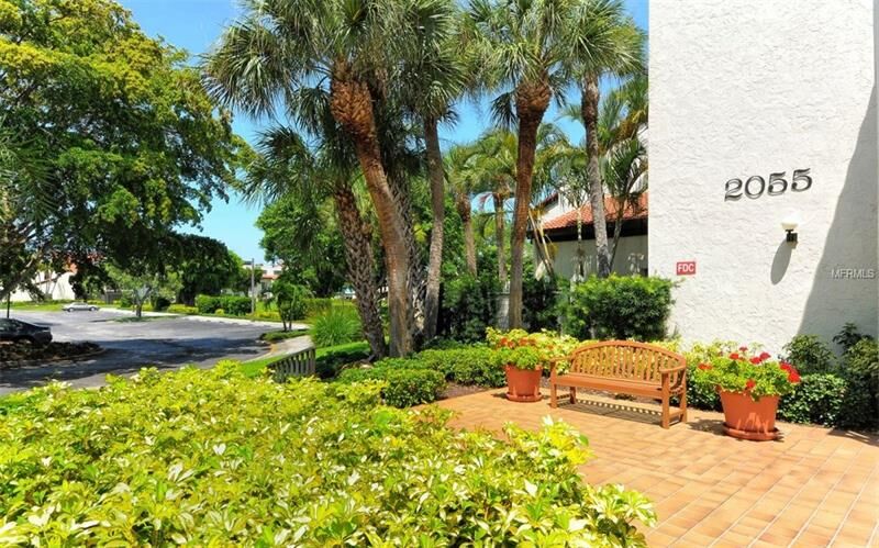 Property Photo: 2055 Gulf Of Mexico Drive G2-107 FL 34228