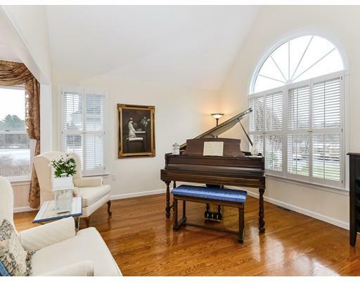 Property Photo: 260 Salem End Rd MA 01702
