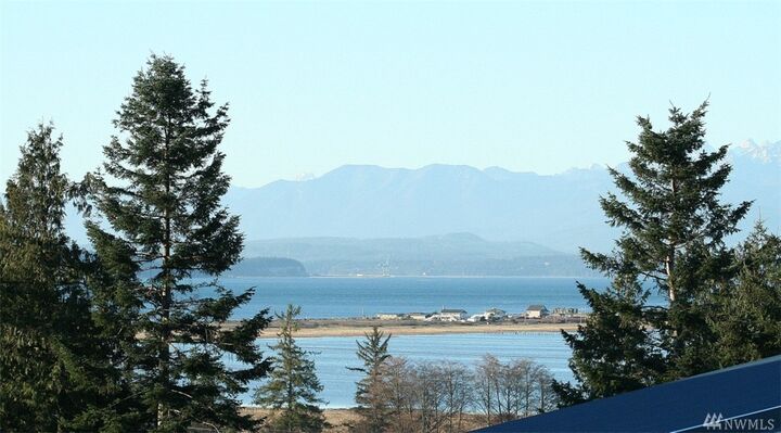 Property Photo:  568 Crockett Lake  WA 98239 