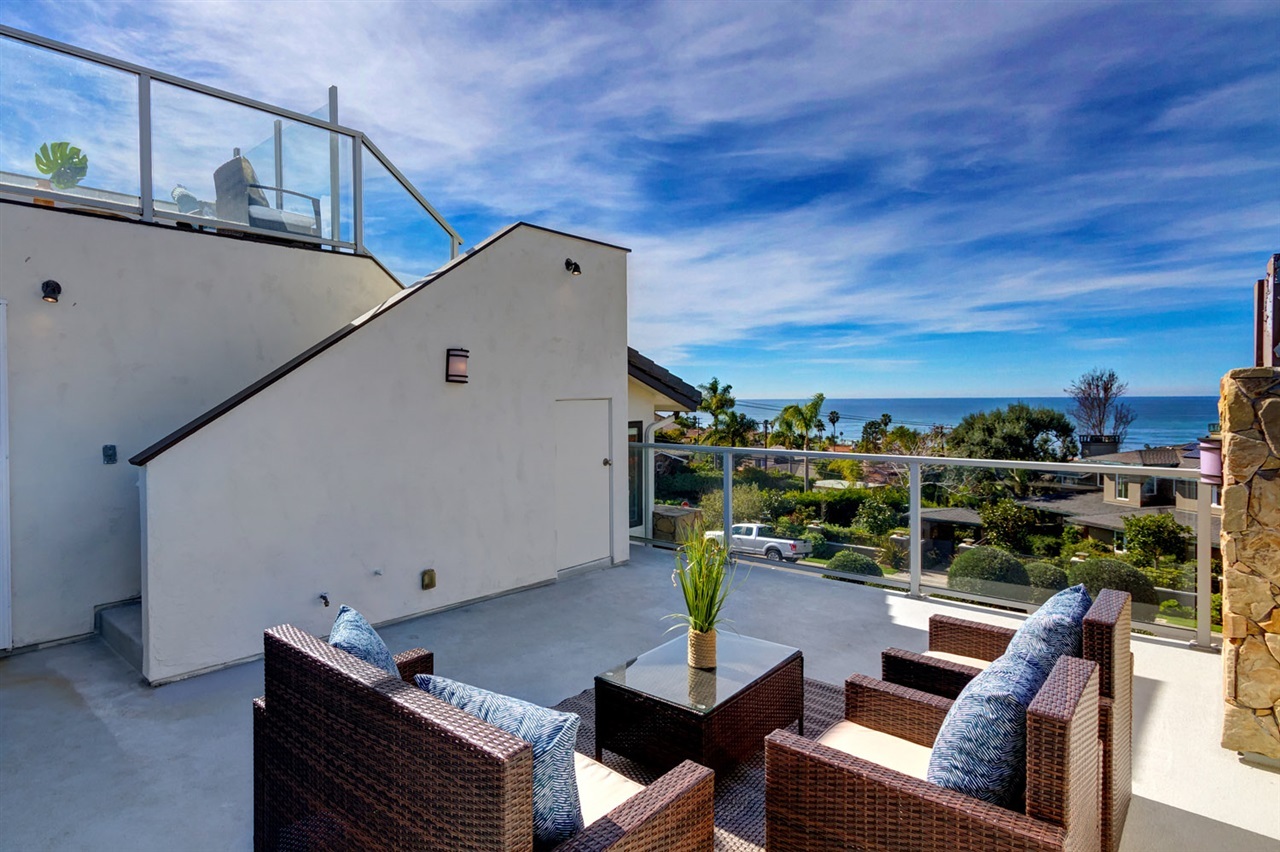 1423 Alexandria Dr  San Diego CA 92107 photo