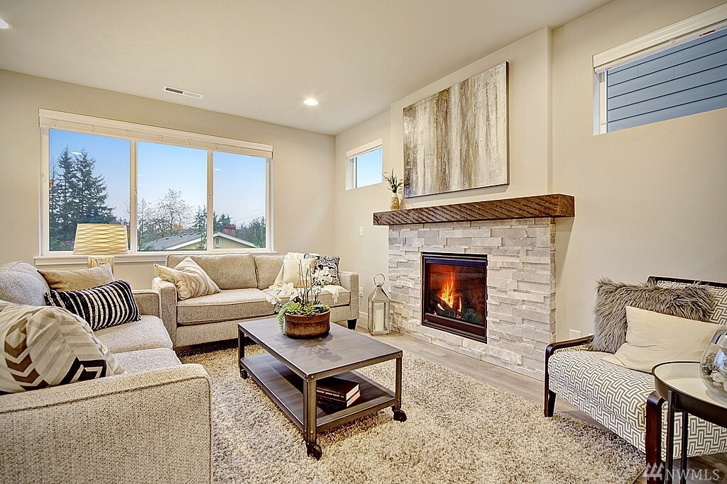 Property Photo: 37315 29th Place S WA 98003