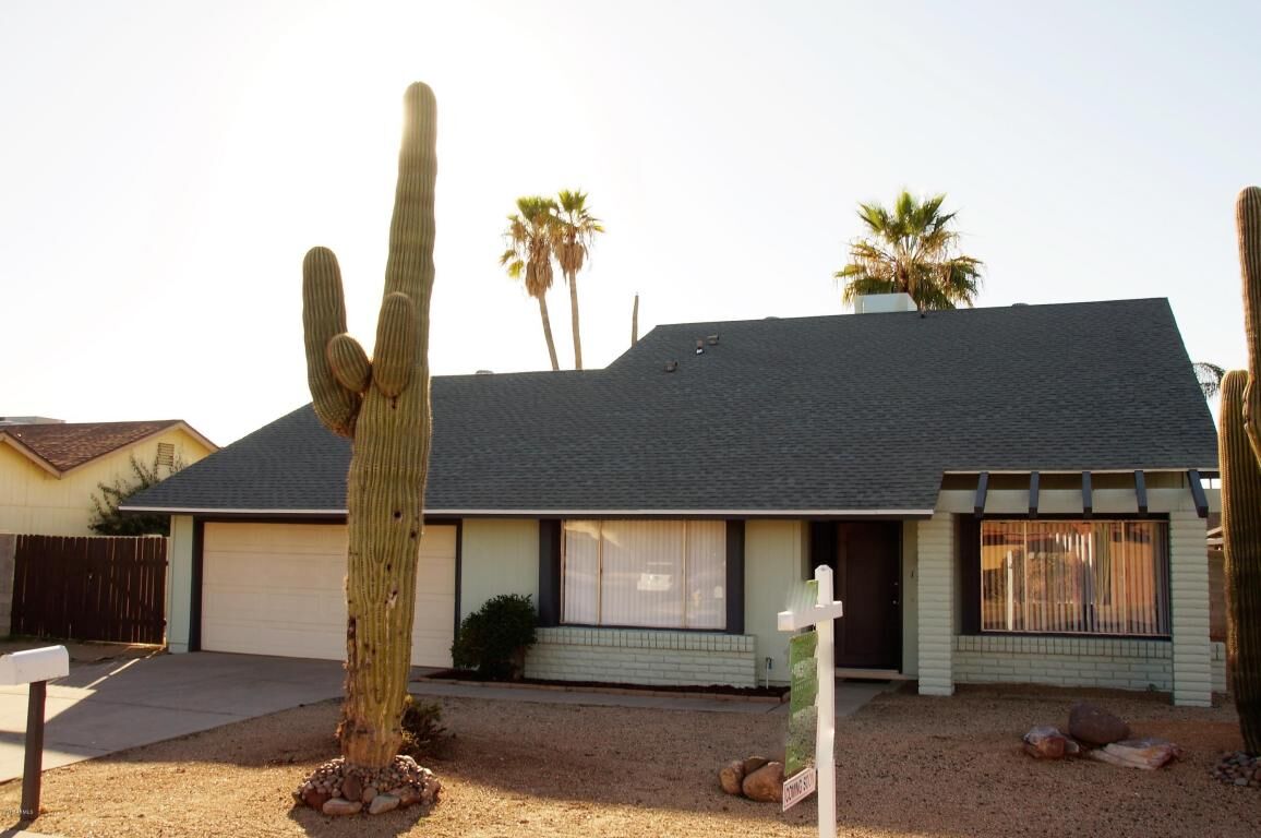 Property Photo: 15832 N 23rd Lane AZ 85023