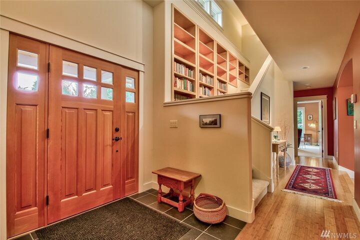 Property Photo: 18712 Lesourd Lane WA 98273