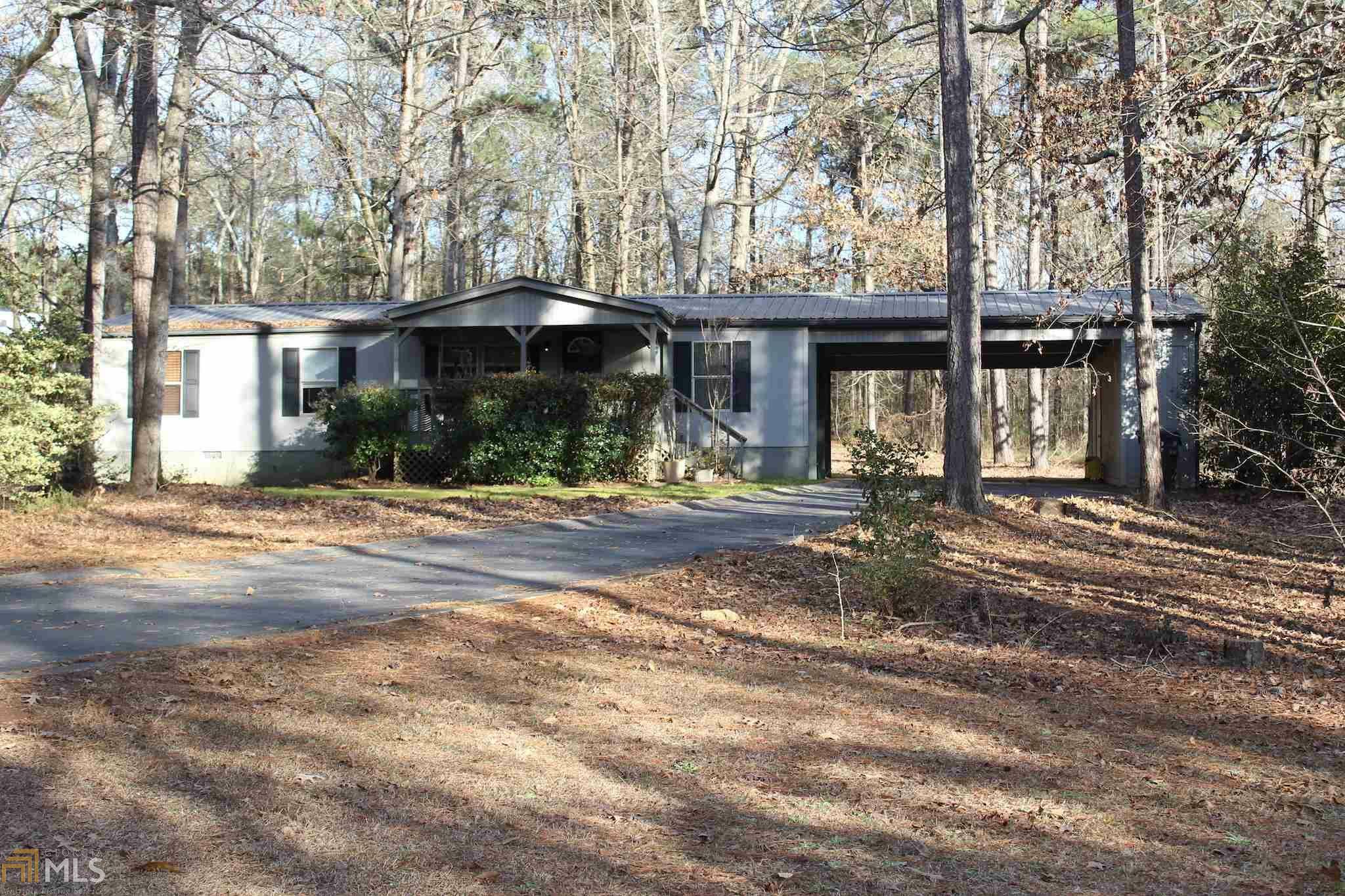 Property Photo:  1420 Pullman Ln  GA 30642 