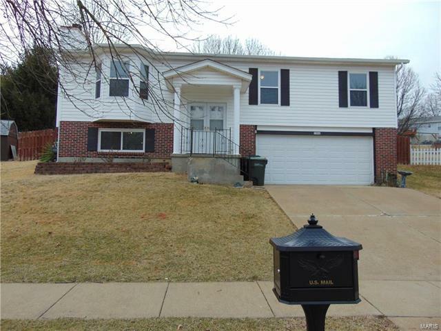 Property Photo: 1906 Saint Christopher Way 63010