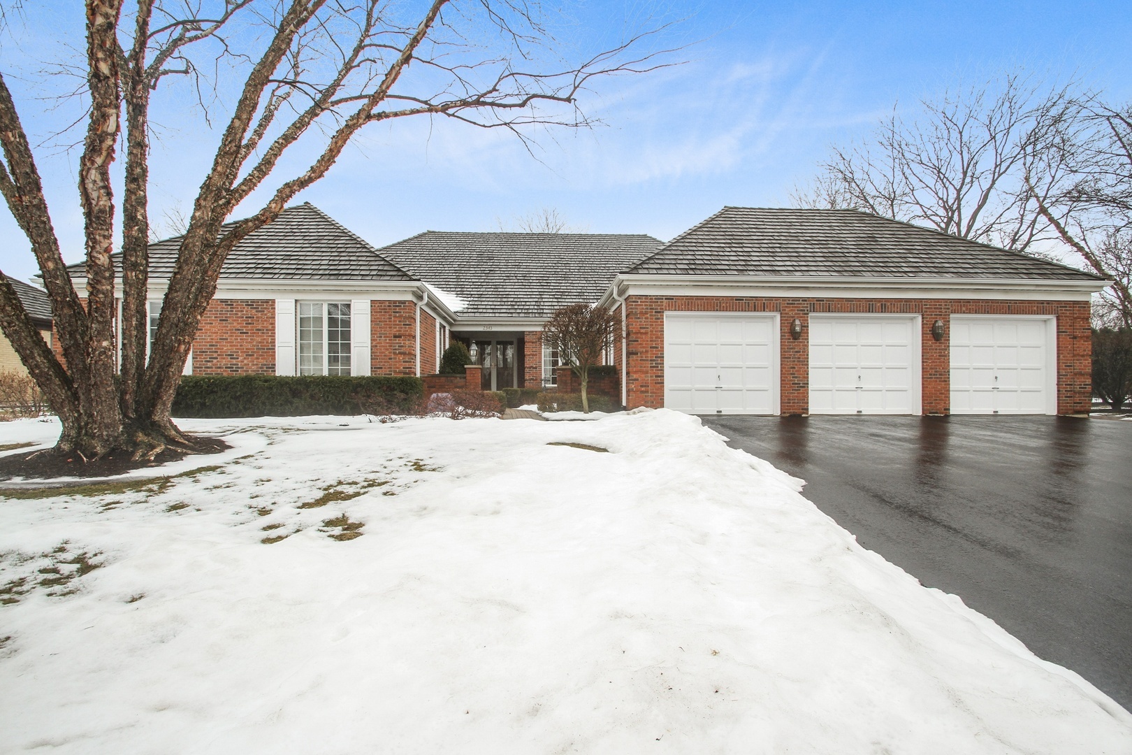 Property Photo:  2343 Mohawk Lane  IL 60026 