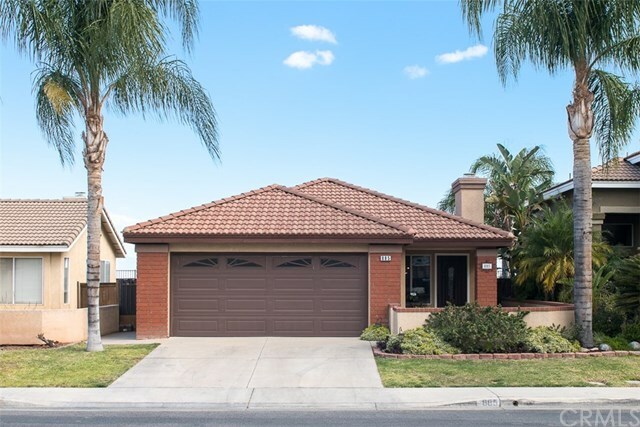 Property Photo:  885 Poppyseed Lane  CA 92881 