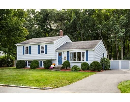 Property Photo: 218 Ellendale Cir MA 01128