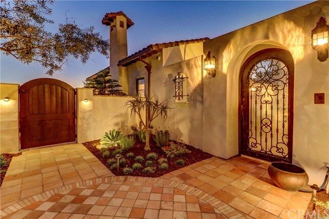 Property Photo:  2527 Mesa Terrace  CA 91784 