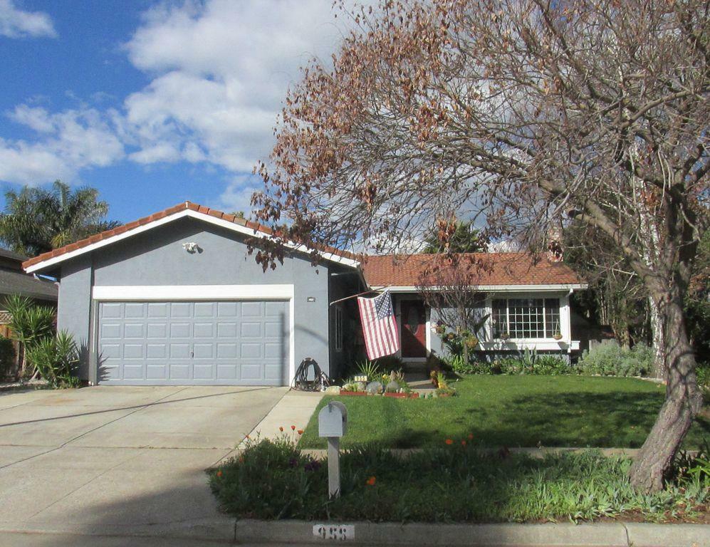 Property Photo:  955 Blake Court  CA 95020 