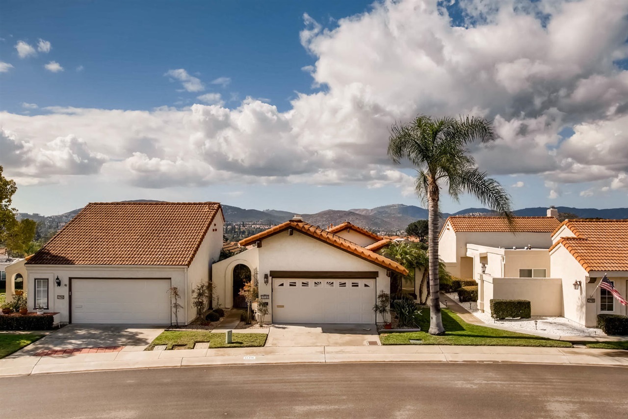 Property Photo: 17714 Plaza Acosta CA 92128