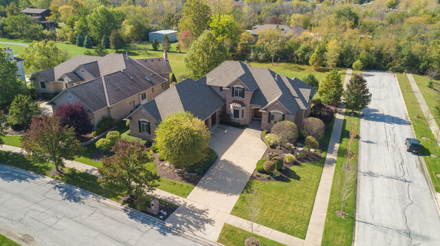 Property Photo:  17204 Deer Creek Drive  IL 60467 