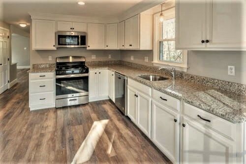 Property Photo:  73 Kingston Road  NH 03865 