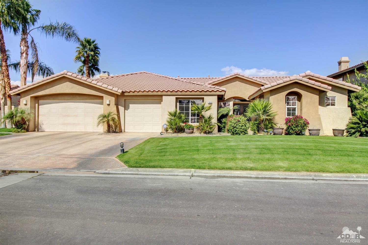 Property Photo: 78950 Zenith Way CA 92253