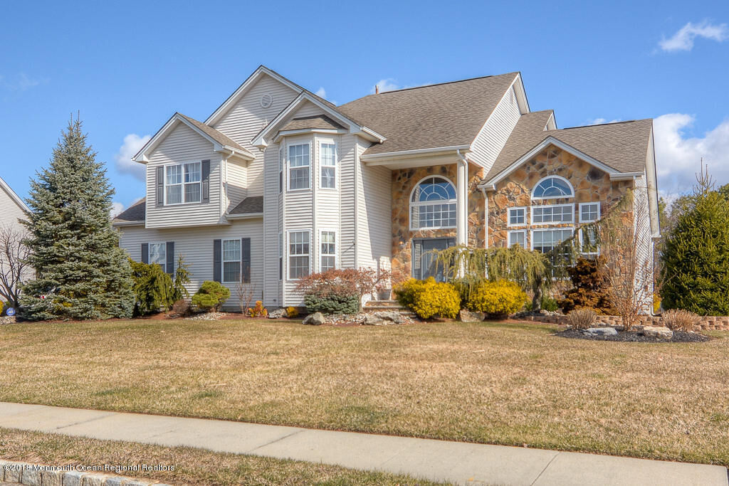 Property Photo:  6 Woodview Drive  NJ 07731 