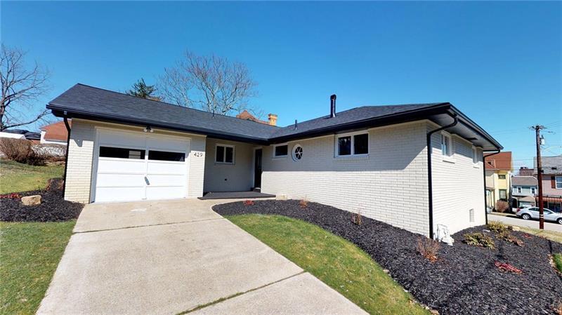Property Photo: 429 Grove St PA 15601