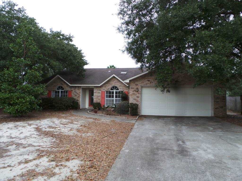 Property Photo:  1500 Oakleigh Ct  FL 32507 