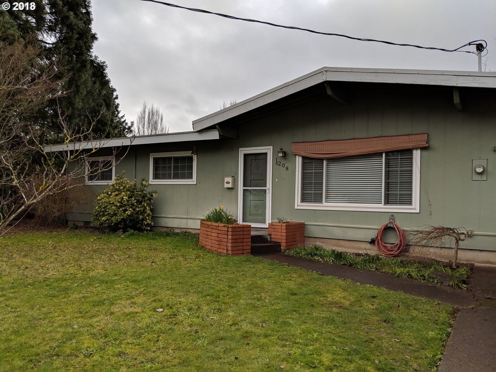 Property Photo:  1208 Hadley Rd  OR 97132 