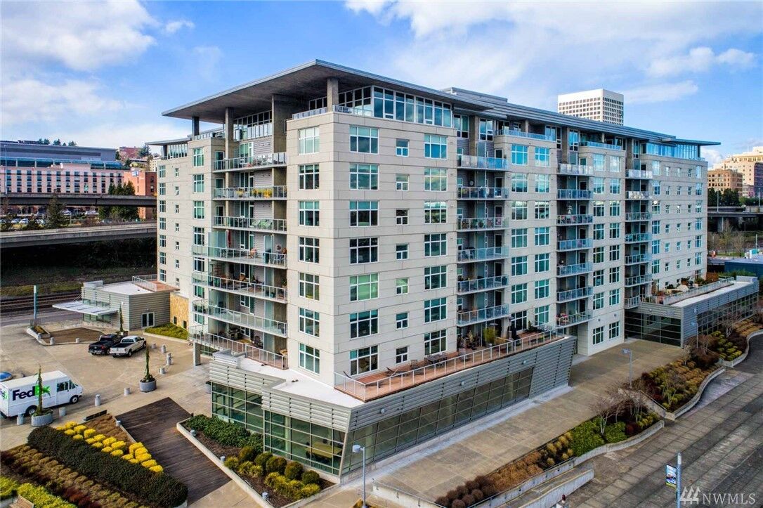 Property Photo:  1515 Dock Street 912  WA 98402 
