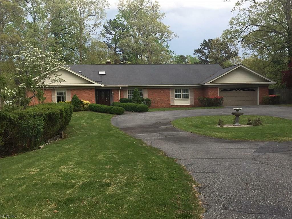 Property Photo:  201 W Queens Drive  VA 23185 