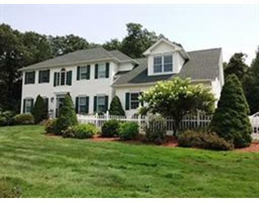 Property Photo: 56 Barrister Cir MA 01085