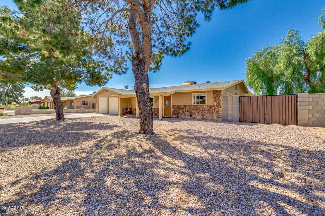 Property Photo:  528 S Copper Drive  AZ 85120 