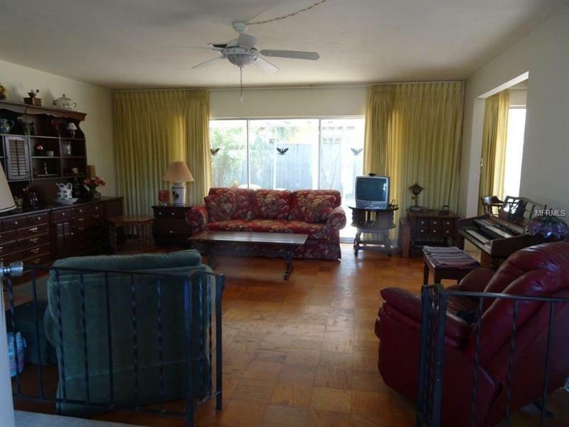 Property Photo:  1441 Barry Street  FL 33756 