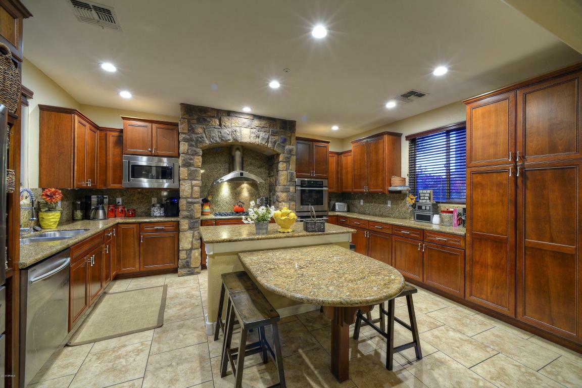 Property Photo:  8653 W Rowel Road  AZ 85383 