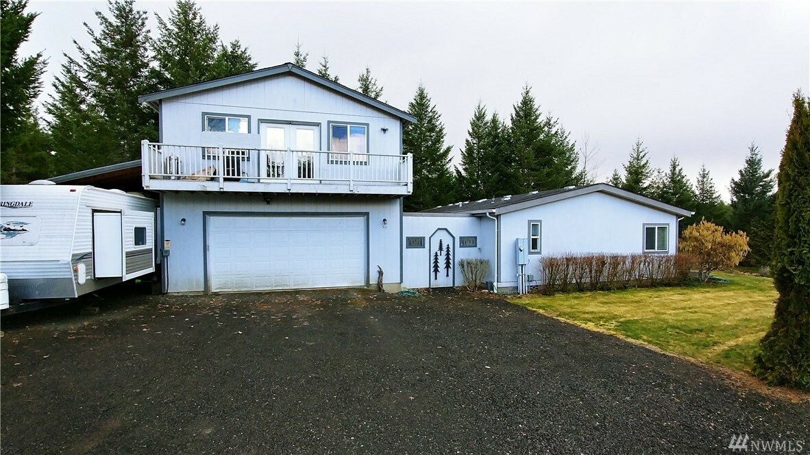 Property Photo: 511 E Enchantment Heights Dr WA 98592