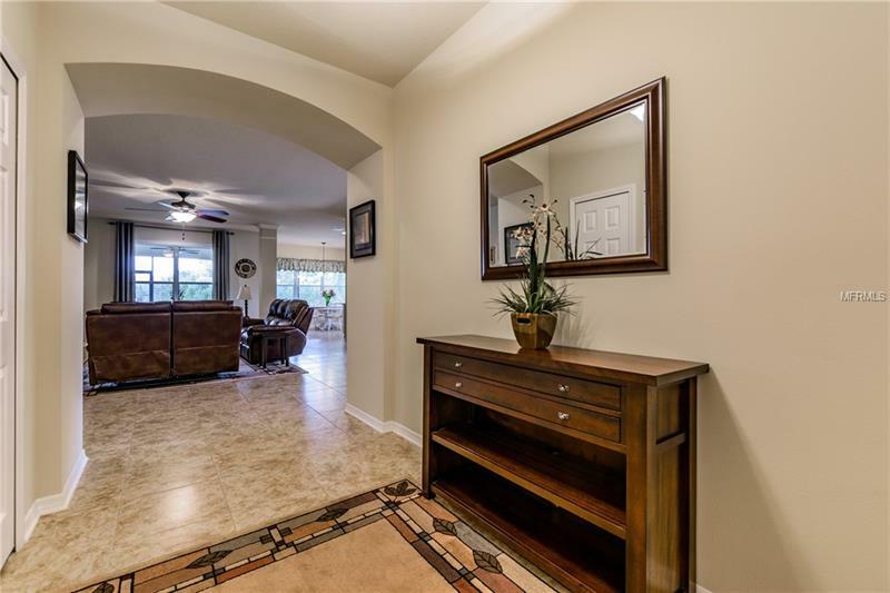 Property Photo: 31525 Bearded Oak Drive FL 33543