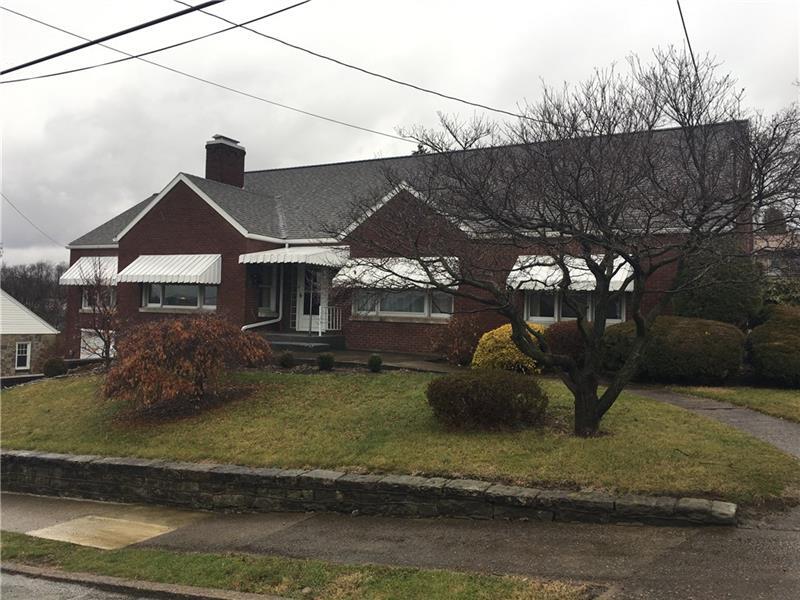 Property Photo: 117 Davis St PA 15425