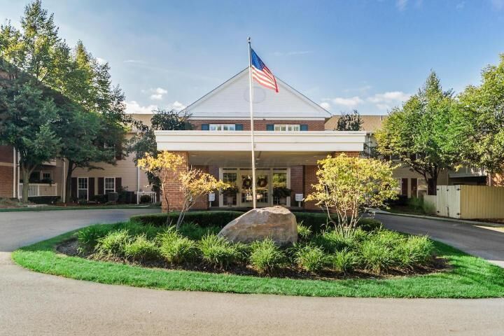 Property Photo:  5935 N High Street  OH 43085 