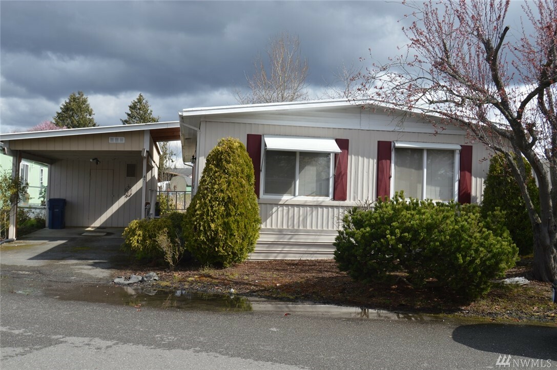 Property Photo:  2600 E Division St 87  WA 98274 