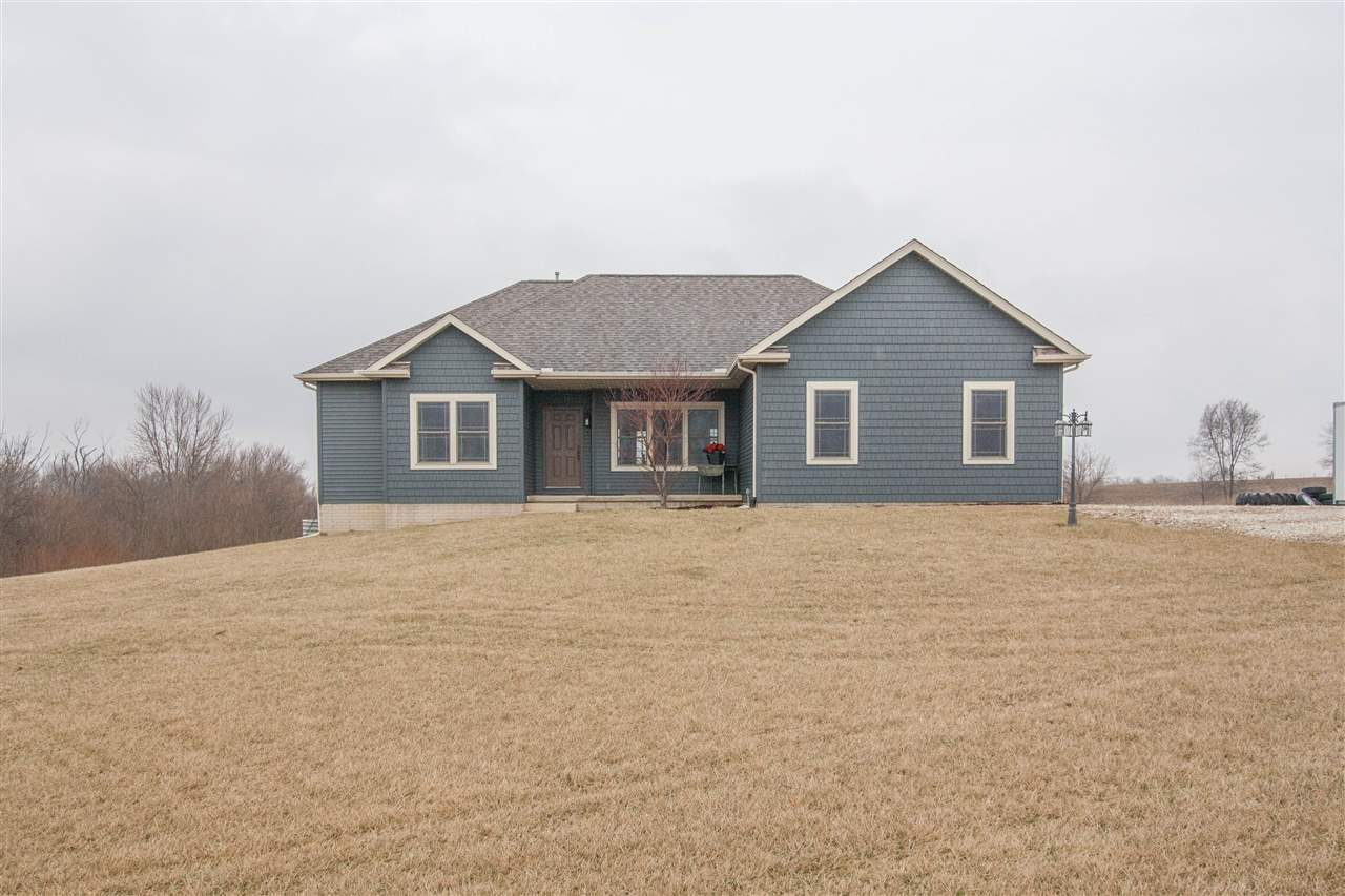 Property Photo:  17616 W Southport  IL 61517 