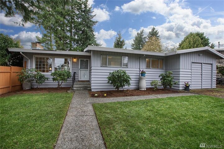 12725 6th Ave SW  Burien WA 98146 photo