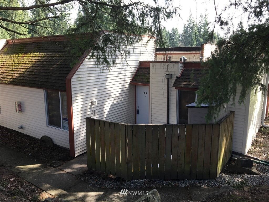 Property Photo: 14600 SE 176th Street K-5 WA 98058