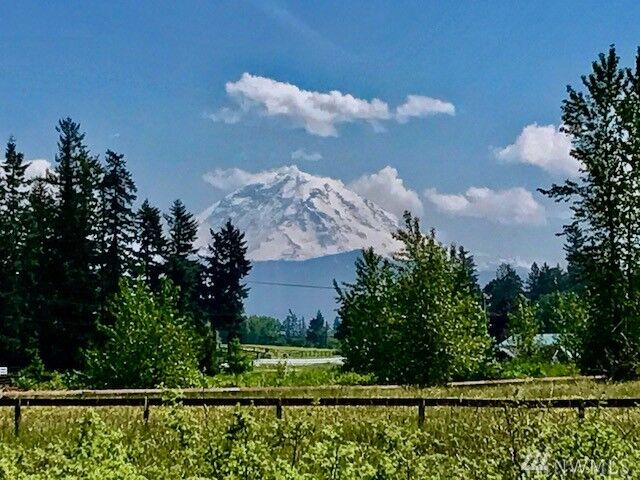 Property Photo:  19000 SE 416th St  WA 98022 