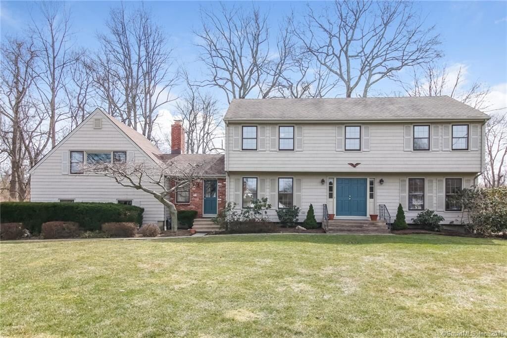 Property Photo:  30 Dogwood Lane  CT 06611 