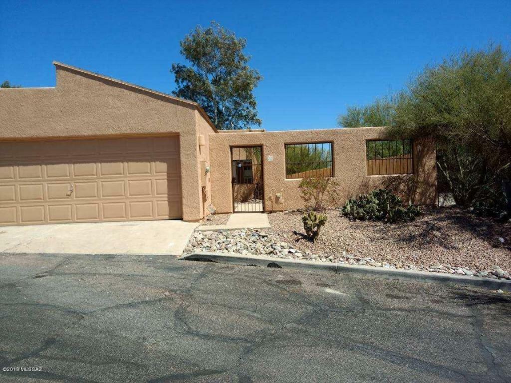 Property Photo:  4966 N Valle  AZ 85750 