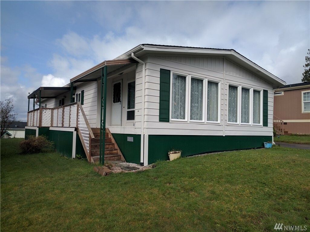 Property Photo:  28000 NE 142nd Place 124  WA 98290 