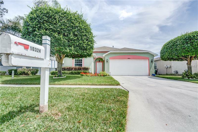 Property Photo:  10324 Goldenbrook Way  FL 33647 