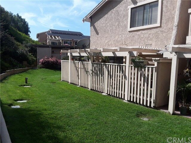 Property Photo:  516 Avenida Acapulco  CA 92672 